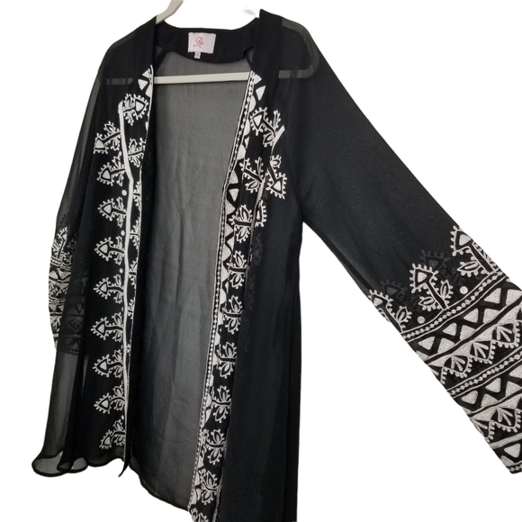 Roja Black White Embroidered Southwestern Aztec Kimono Cardigan Size XS - Picture 2 of 8